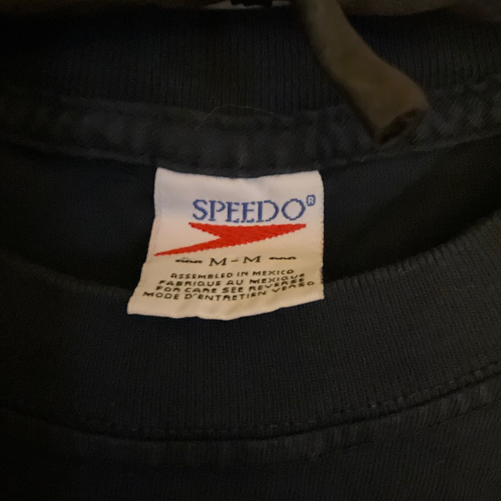 Men’s Medium Speedo T-Shirt